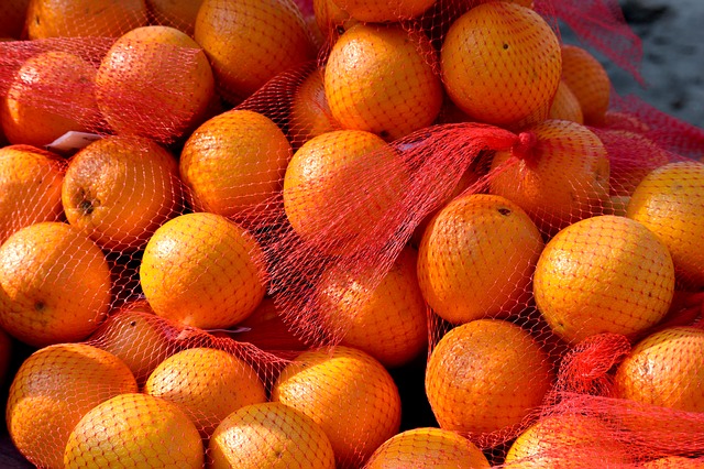 oranges - (Português do Brasil) Quais cores devo comer? (V.4, N.1, P.4, 2021)