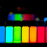 frasquinhos coloridos 150x150 - Como eu sei que moléculas existem? Do microscópio de tunelamento até a afinidade química (V.6, N.10, P.5, 2023)